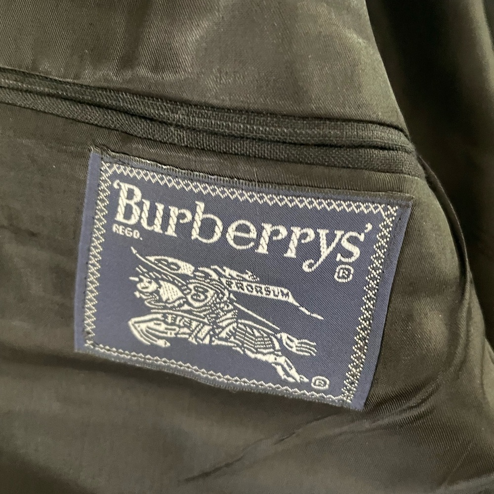 Burberrys’ Made in USA Vintage Subtle‎ Pinstripe Wool Suit Jacket in Navy 42 R - Picture 7 of 7